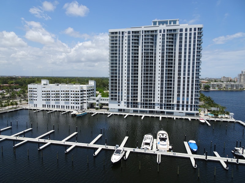 Marina Palms